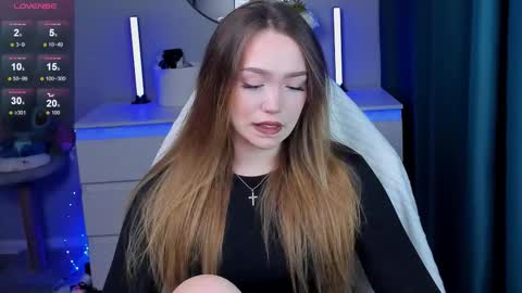 Snapshot of hottease_pvt chatting on 18, 10, 2025 hello Im Eva online show from 18, 10, 2025