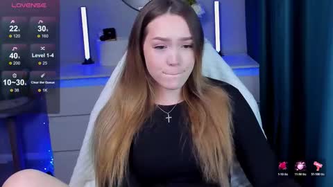 Snapshot of hottease_pvt chatting on 19, 10, 2025 hello Im Eva online show from 19, 10, 2025