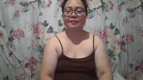 hottie_amanda69 online show from 28, 6, 2026