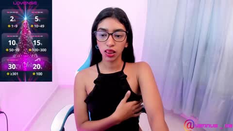 Snapshot of hottie_veronica chatting on 3, 1, 2025 Veronica independent model online show from 3, 1, 2025