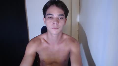 Snapshot of hottiespydie chatting on 21, 12, 2025 hottiespydie online show from 21, 12, 2025