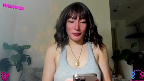 Snapshot of hottycrishinaxx chatting on 3, 2, 2025 crishinahotty online show from 3, 2, 2025