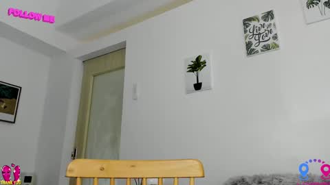 Snapshot of hottycrishinaxx chatting on 10, 3, 2025 crishinahotty online show from 10, 3, 2025