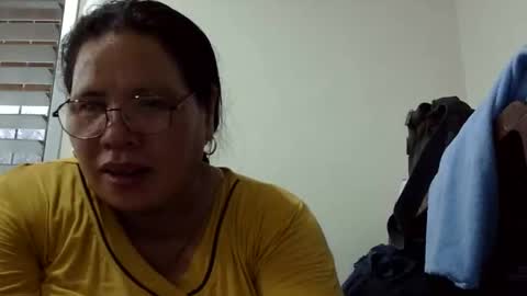 hottycrissy4u online show from 15, 4, 2026