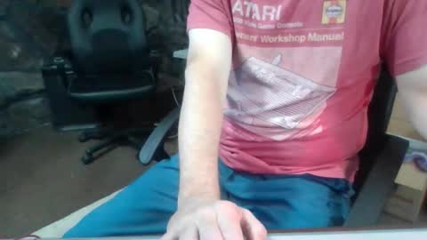 Snapshot of houstonbored chatting on 17, 11, 2025 houstonbored online show from 17, 11, 2025