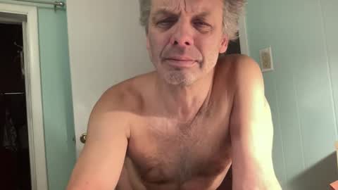 howlingatnothing online show from 4, 12, 2024