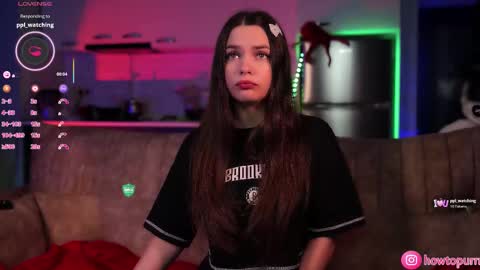 Mia online show from 15, 11, 2025