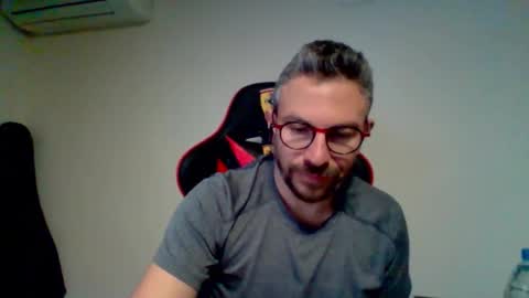 Snapshot of huge__cumshot chatting on 3, 3, 2026 huge__cumshot online show from 3, 3, 2026