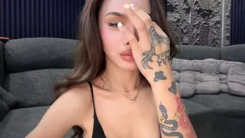 Tine Castillo online show from 12, 4, 2026