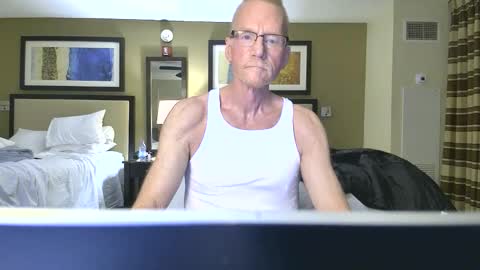 Snapshot of hugentuscaloosa chatting on 17, 3, 2026 CAROLINA TIM online show from 17, 3, 2026