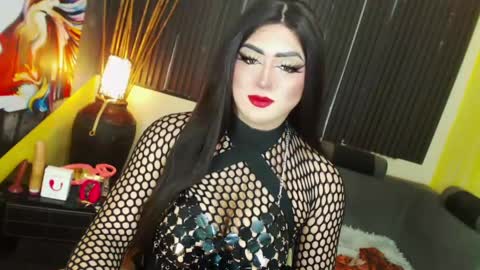 Snapshot of hugexmslovelyxcock chatting on 31, 5, 2026 MsLovely online show from 31, 5, 2026