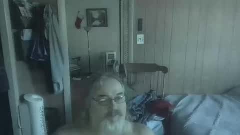 lonely huggy bear online show from 8, 3, 2026