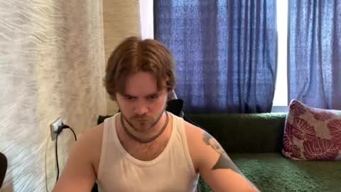 Snapshot of hugo__brad chatting on 24, 5, 2026 Hugo online show from 24, 5, 2026