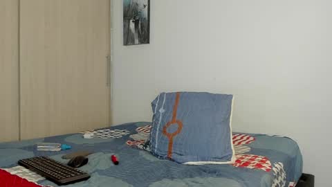 Snapshot of hugosan2 chatting on 18, 1, 2025 Hugo online show from 18, 1, 2025