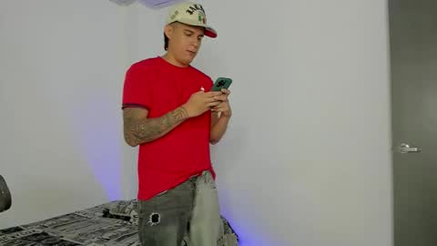 Snapshot of hugosan2 chatting on 11, 9, 2025 Hugo online show from 11, 9, 2025