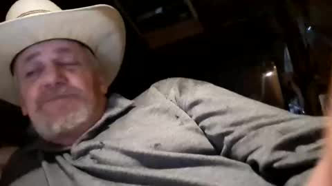 hung34u online show from 11, 1, 2025