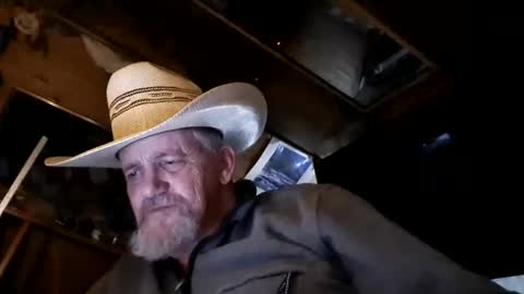 hung34u online show from 28, 2, 2025