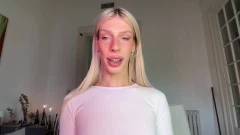 Alice help me reach 100 likes  online show from 9, 5, 2026