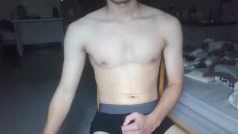 Snapshot of hungerzero3 chatting on 26, 10, 2025 Hunger online show from 26, 10, 2025