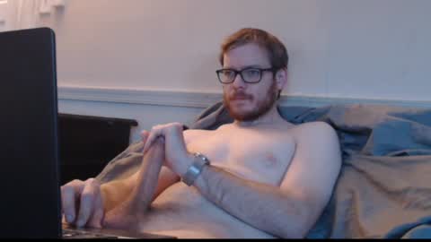 Snapshot of hungmysterio chatting on 1, 12, 2024 HungMysterio online show from 1, 12, 2024