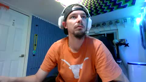 hungtxcock92 online show from 15, 3, 2026