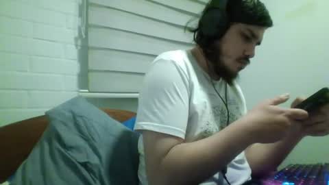Snapshot of hungweeb chatting on 4, 8, 2026 Rod online show from 4, 8, 2026