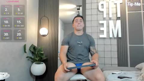 hunk_ryan online show from 25, 2, 2025