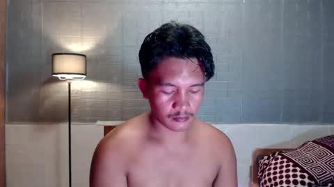 hunkylloyd online show from 1, 2, 2026