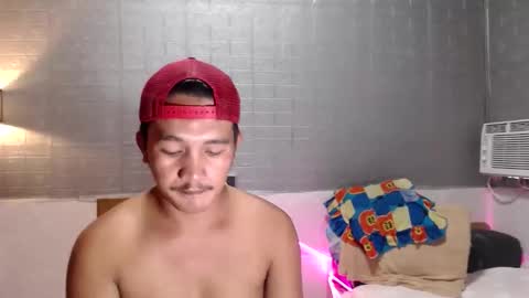 hunkylloyd online show from 2, 3, 2026