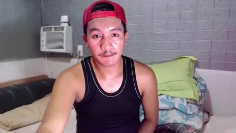 hunkylloyd online show from 8, 4, 2026