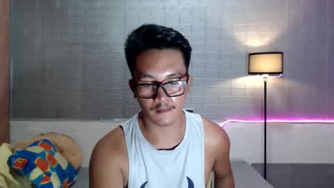 hunkylloyd online show from 29, 4, 2026