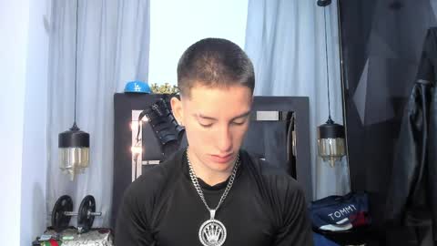 hunterheat_ online show from 12, 4, 2026