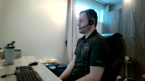 hurley7890 online show from 7, 4, 2026