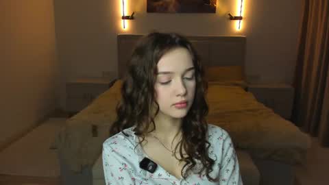 Lily online show from 17, 7, 2026