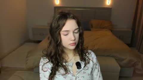 Lily online show from 19, 7, 2026