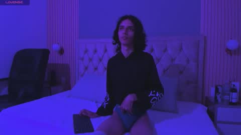 Snapshot of hxxyro chatting on 2, 3, 2026 hxxyro online show from 2, 3, 2026