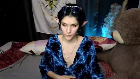 Snapshot of hyeon_jin chatting on 14, 1, 2025 Hyeon Jin online show from 14, 1, 2025