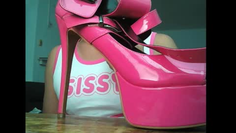 Snapshot of hypnoslutger chatting on 25, 9, 2025 hypnoslut online show from 25, 9, 2025