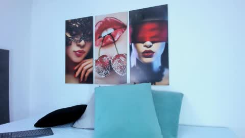 The Dolls online show from 16, 12, 2025