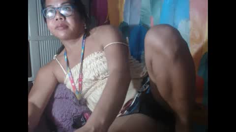 Snapshot of i_drain_u_bitch chatting on 23, 1, 2025 jamaeca online show from 23, 1, 2025