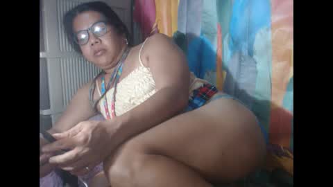 Snapshot of i_drain_u_bitch chatting on 23, 1, 2025 jamaeca online show from 23, 1, 2025