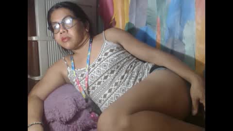 Snapshot of i_drain_u_bitch chatting on 24, 1, 2025 jamaeca online show from 24, 1, 2025