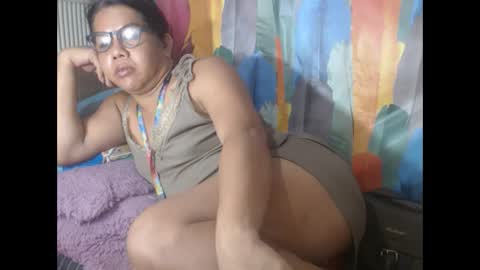 Snapshot of i_drain_u_bitch chatting on 27, 1, 2025 jamaeca online show from 27, 1, 2025
