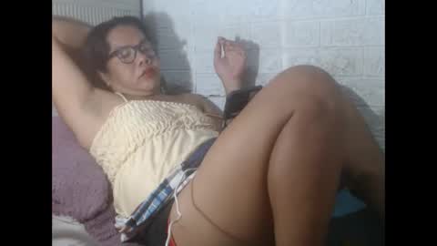 Snapshot of i_drain_u_bitch chatting on 12, 3, 2025 jamaeca online show from 12, 3, 2025