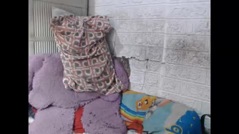 Snapshot of i_drain_u_bitch chatting on 22, 9, 2025 jamaeca online show from 22, 9, 2025