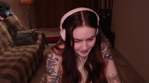 Snapshot of i_love_icecream chatting on 2, 12, 2024 elisabeth online show from 2, 12, 2024