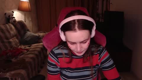 Snapshot of i_love_icecream chatting on 6, 1, 2025 elisabeth online show from 6, 1, 2025