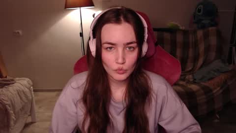 Snapshot of i_love_icecream chatting on 17, 2, 2025 elisabeth online show from 17, 2, 2025