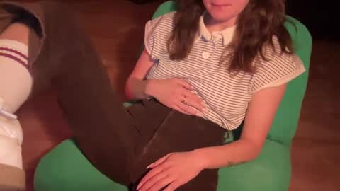 Snapshot of i_love_olive chatting on 28, 9, 2025 Olive online show from 28, 9, 2025