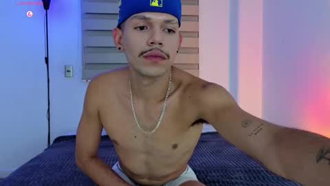 Snapshot of iam_angelxxx chatting on 10, 11, 2025 Angel online show from 10, 11, 2025